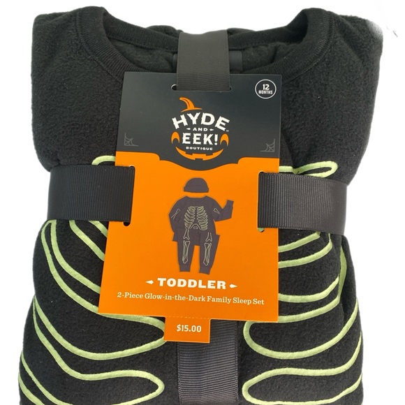 Hide And Eek! Kids glow in the dark Fleece Skeleton PJs Black and Green 12 M NWT - Picture 6 of 6